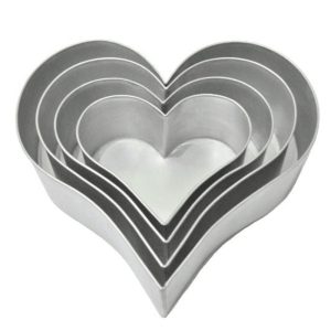 Cake Tins Heart 6 & 7inches /each (High)